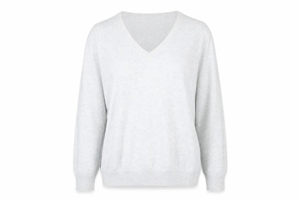 Crew Clothing Company Women's Ivory V-Neck Pullover