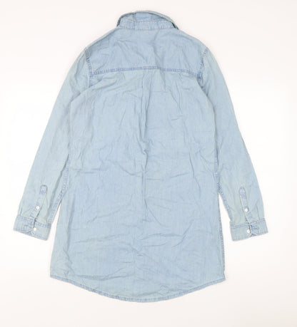Select Women's Blue Button-Up Denim Shirt Size 10