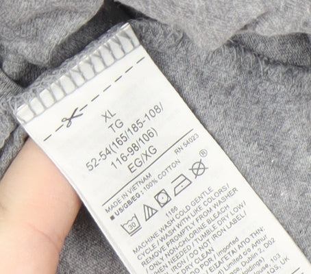 GAP Men's Grey Classic Fit Crew Neck T-Shirt XL