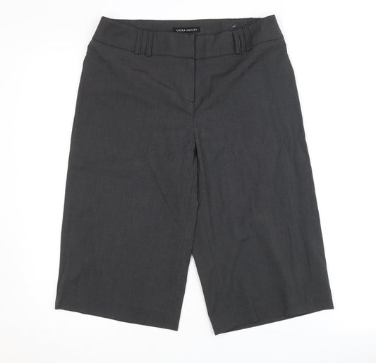 Laura Ashley Women's Black Bermuda Shorts Size 10
