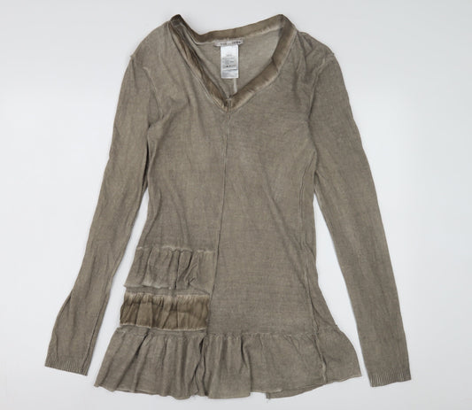 Rose and Crown Women's Beige V-Neck Top, Size L