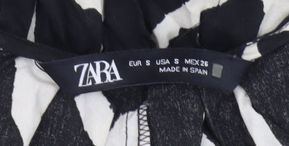 Zara Women's Black & White Cropped Blouse S