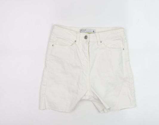 Women's White Denim Shorts Size 6 Slim Fit