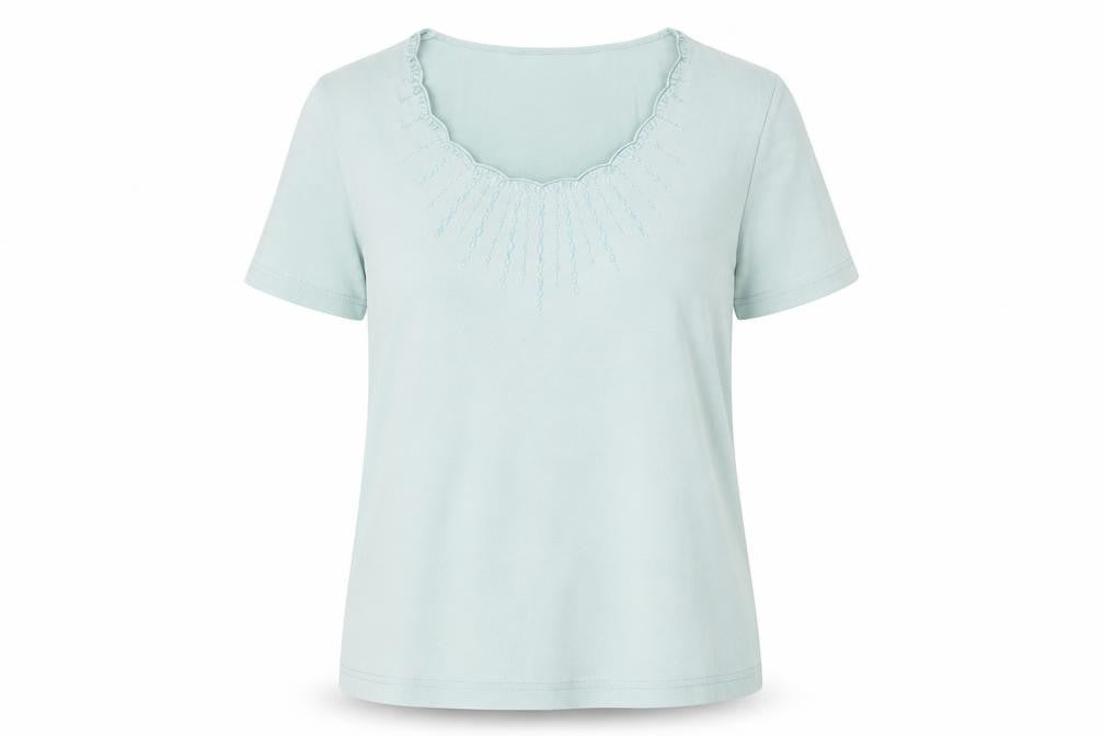 Eastex Women's Blue Embroidered T-Shirt - Size 10
