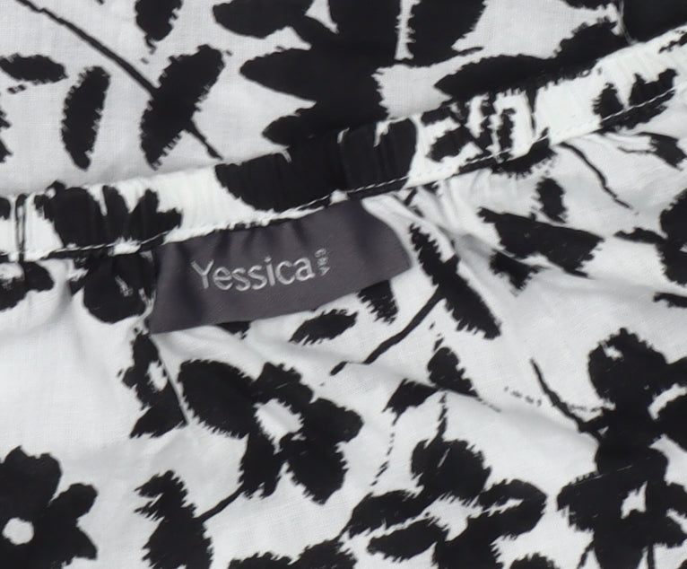 Yessica Women's Black Floral Blouse Size 16