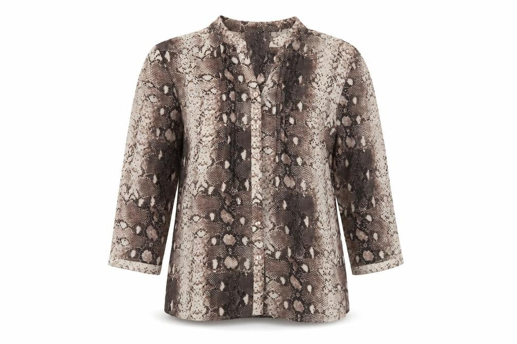 Country Casuals Women's Brown Animal Print Blouse, Size 14, Casual