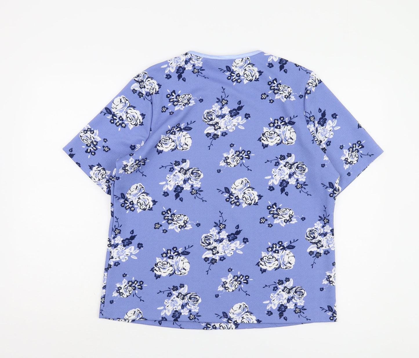 Honor Millburn Women's Blue Floral T-Shirt Size M