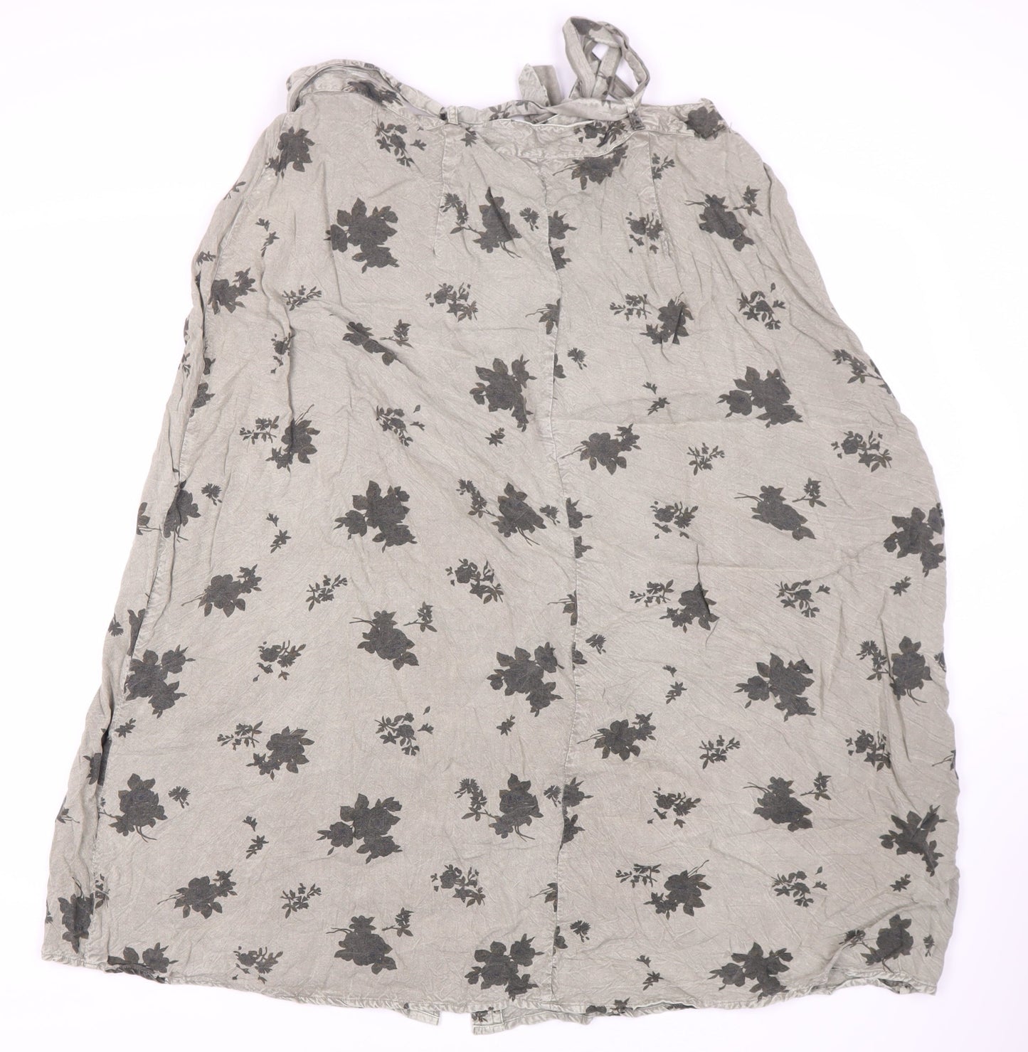 Roman Women's Grey Floral Button Skirt Size 18
