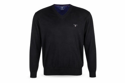 Front view of GANT Men's Black V-Neck jumper M Casual