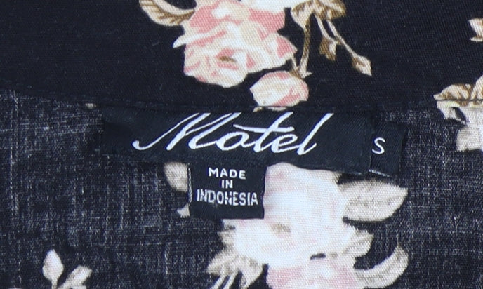 Motel Women Black Floral Short Sleeve V-Neck Dress