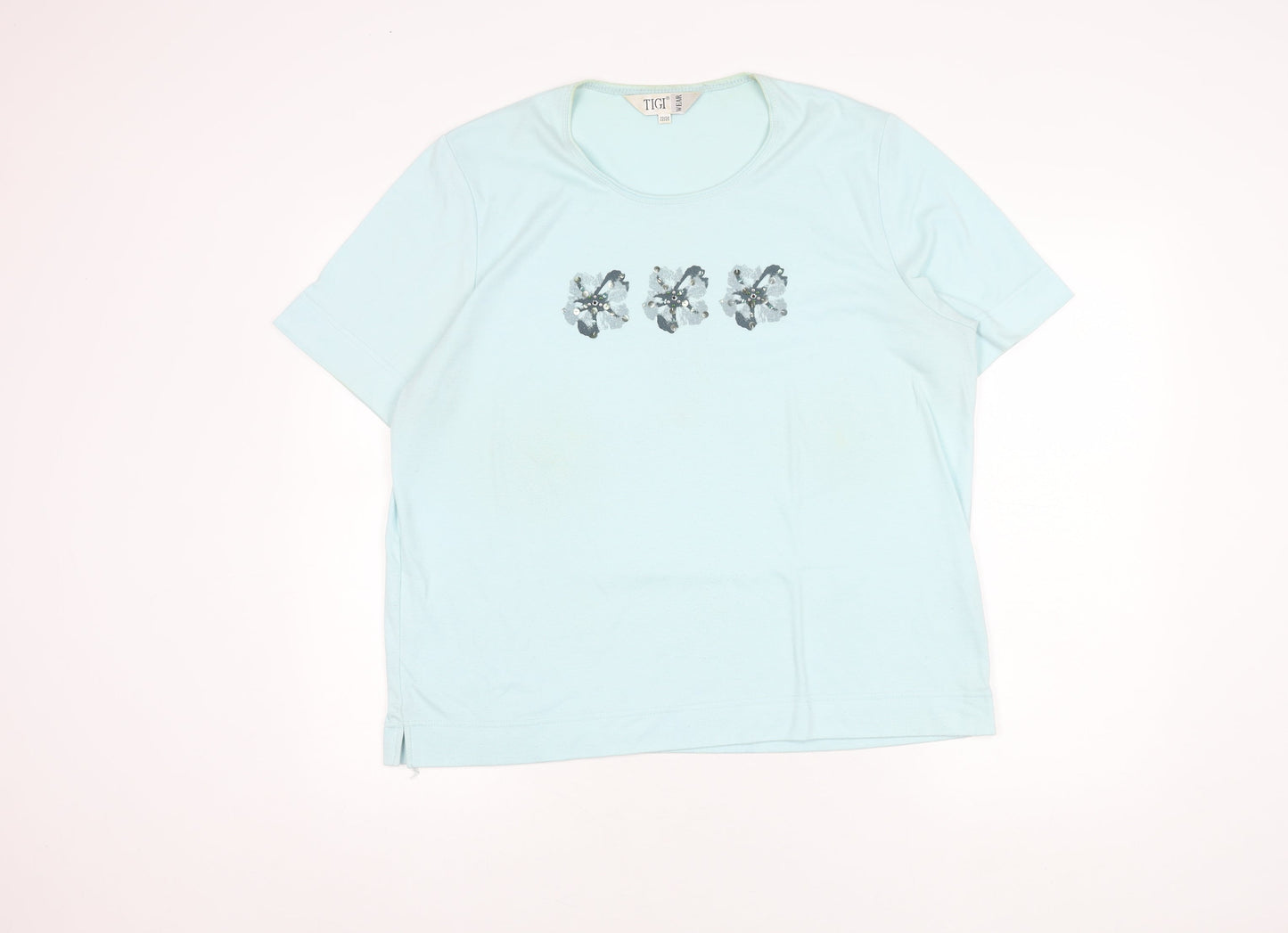 TIGI Wear Women's Blue Plus Size Floral T-Shirt