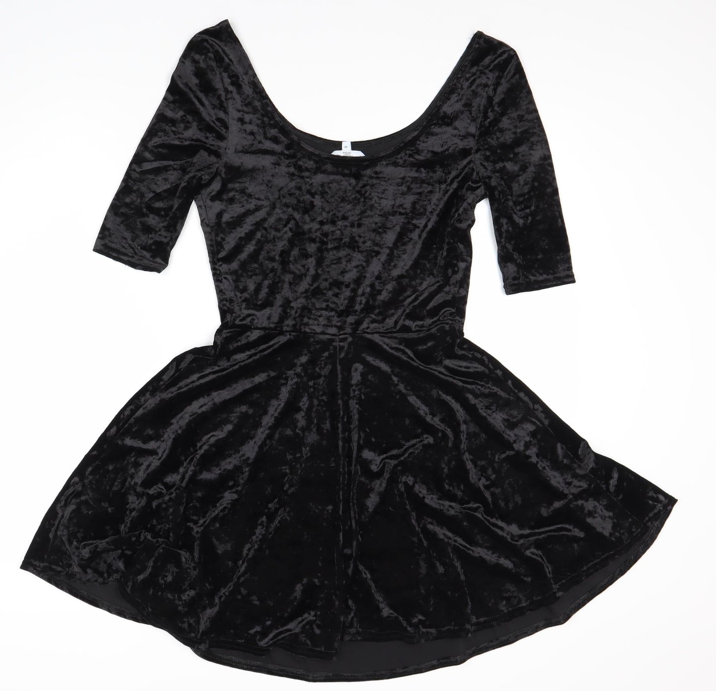 New Look Women’s Black Velvet Scoop Neck Dress