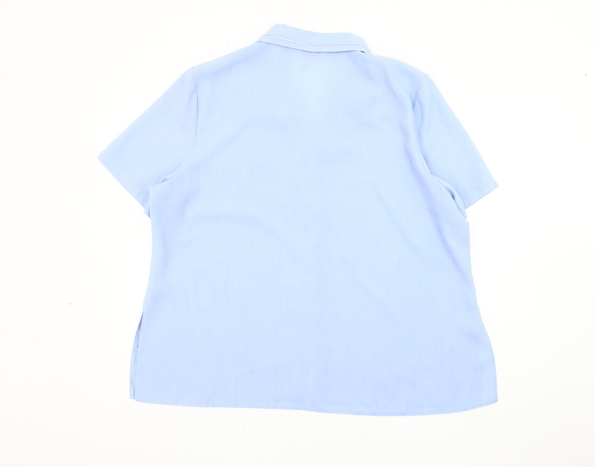Bonmarché Women's Blue Button-Up Shirt Size 22