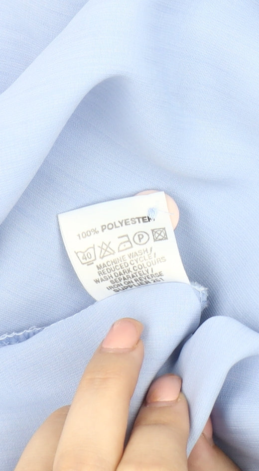 Bonmarché Women's Blue Button-Up Shirt Size 22
