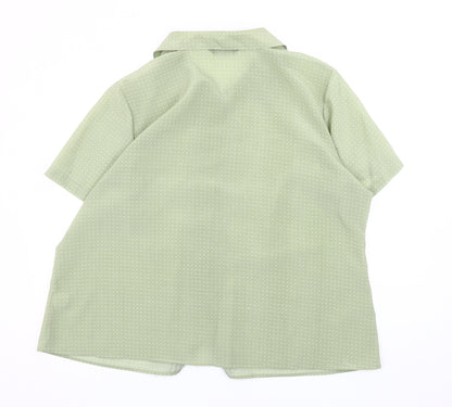 Bonmarché Women's Green Polka Dot Button-Up Shirt Size 22