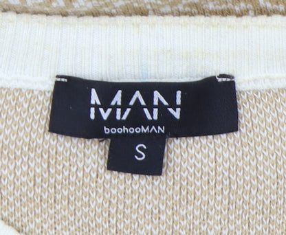 Close-up detail of boohooMAN Men's Beige jumper, size S, Casual Knit