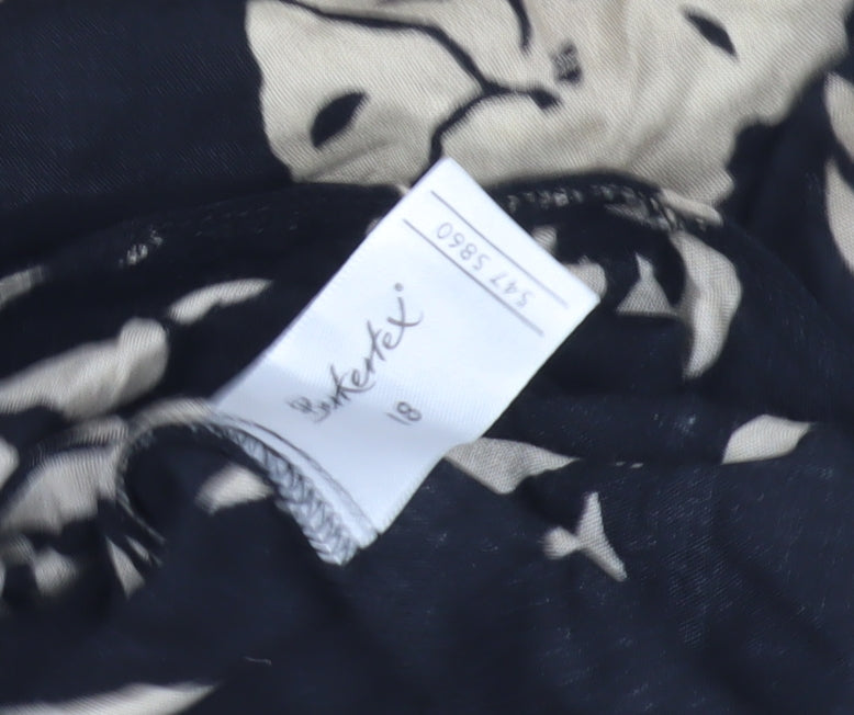 Bakertex Women's Black Floral Skirt Size 18