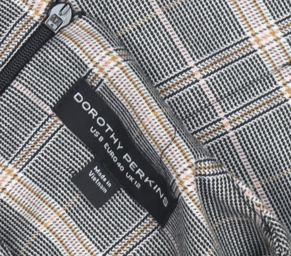 Close-up detail of Dorothy Perkins Women’s Multicoloured Shift Dress