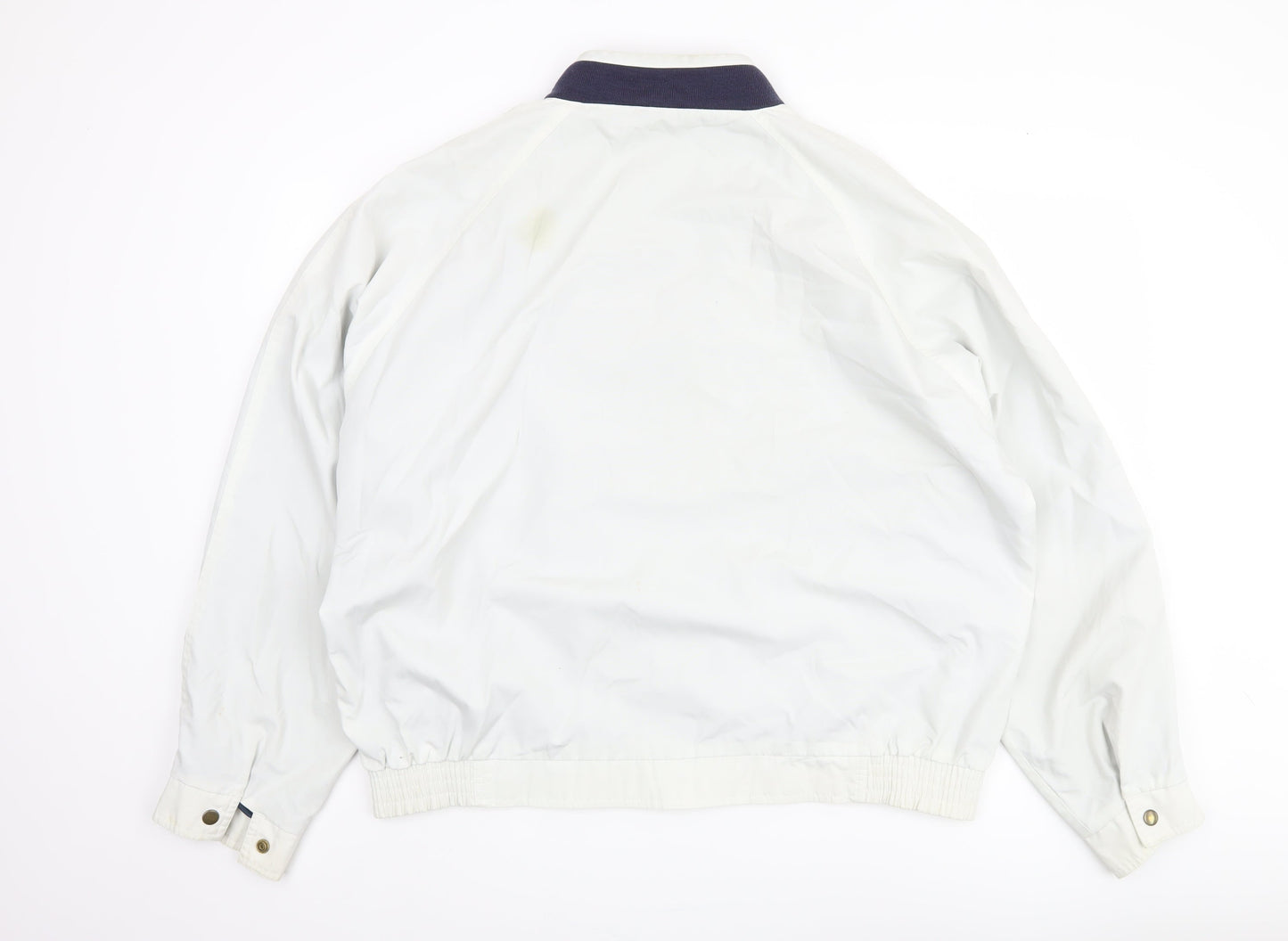Mens Casuals White XL Bomber Jacket, Zipped Pockets