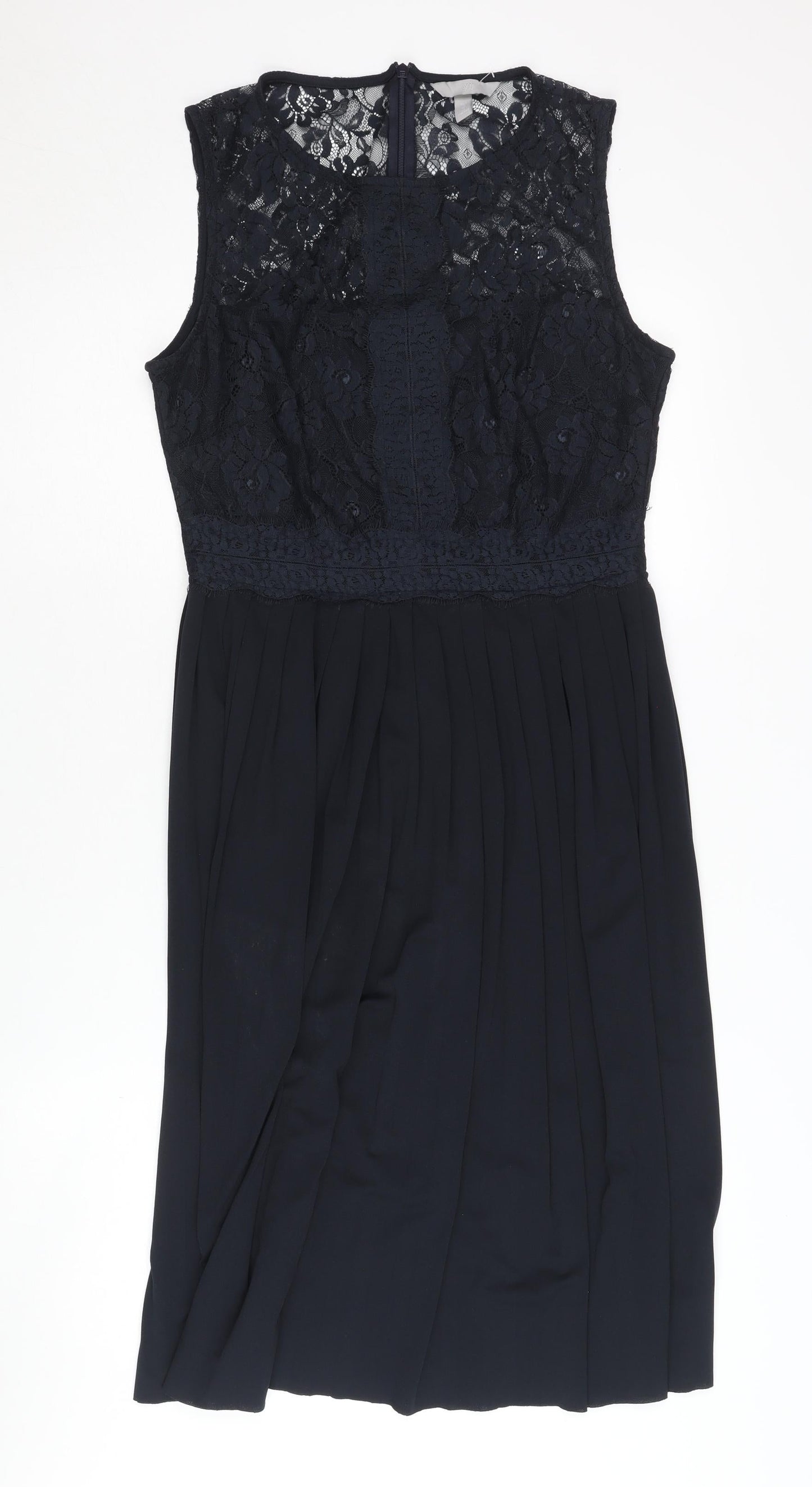 H&M Women's Black A-Line Lace Knee Length Dress