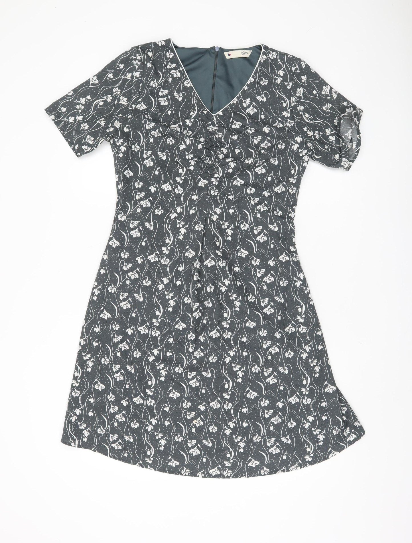Yumi Women's Grey Floral A-Line Dress, Size 10