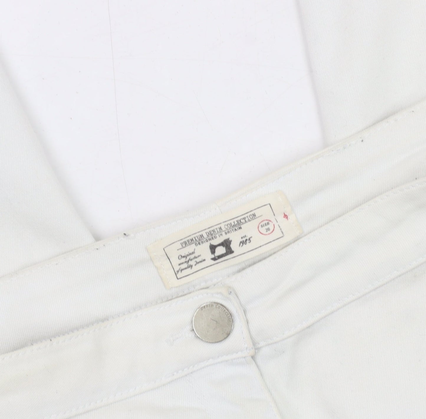 Premium Denim Collection Women's White Skinny Jeans Size 20