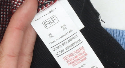 Close-up detail of F&F Men's Black 2XL Pullover Christmas Jumper
