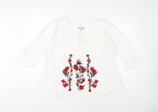 Lavana Women's White Floral Embroidered Blouse M