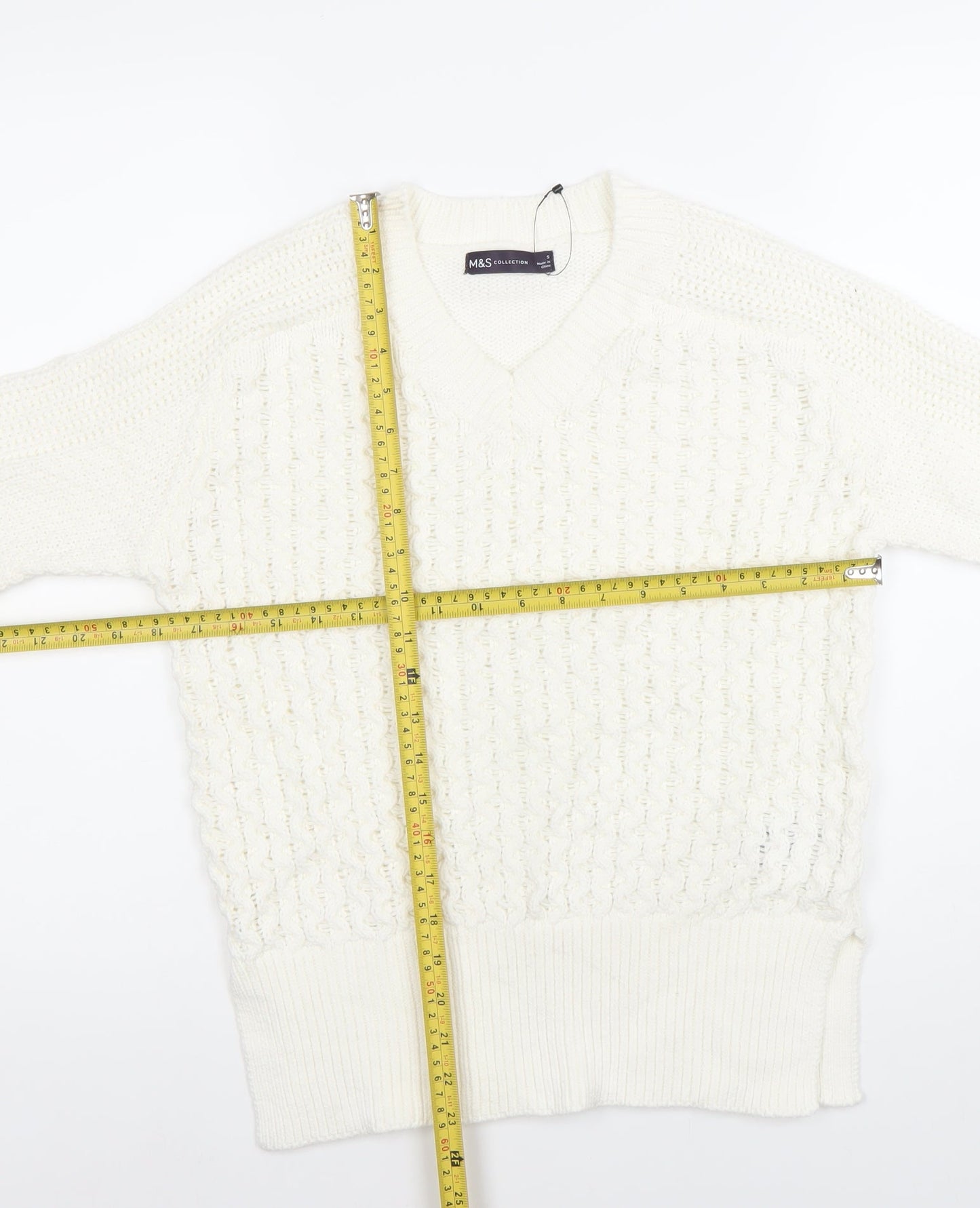 Marks and Spencer Women’s Ivory Cable-Knit V-Neck Jumper Size S