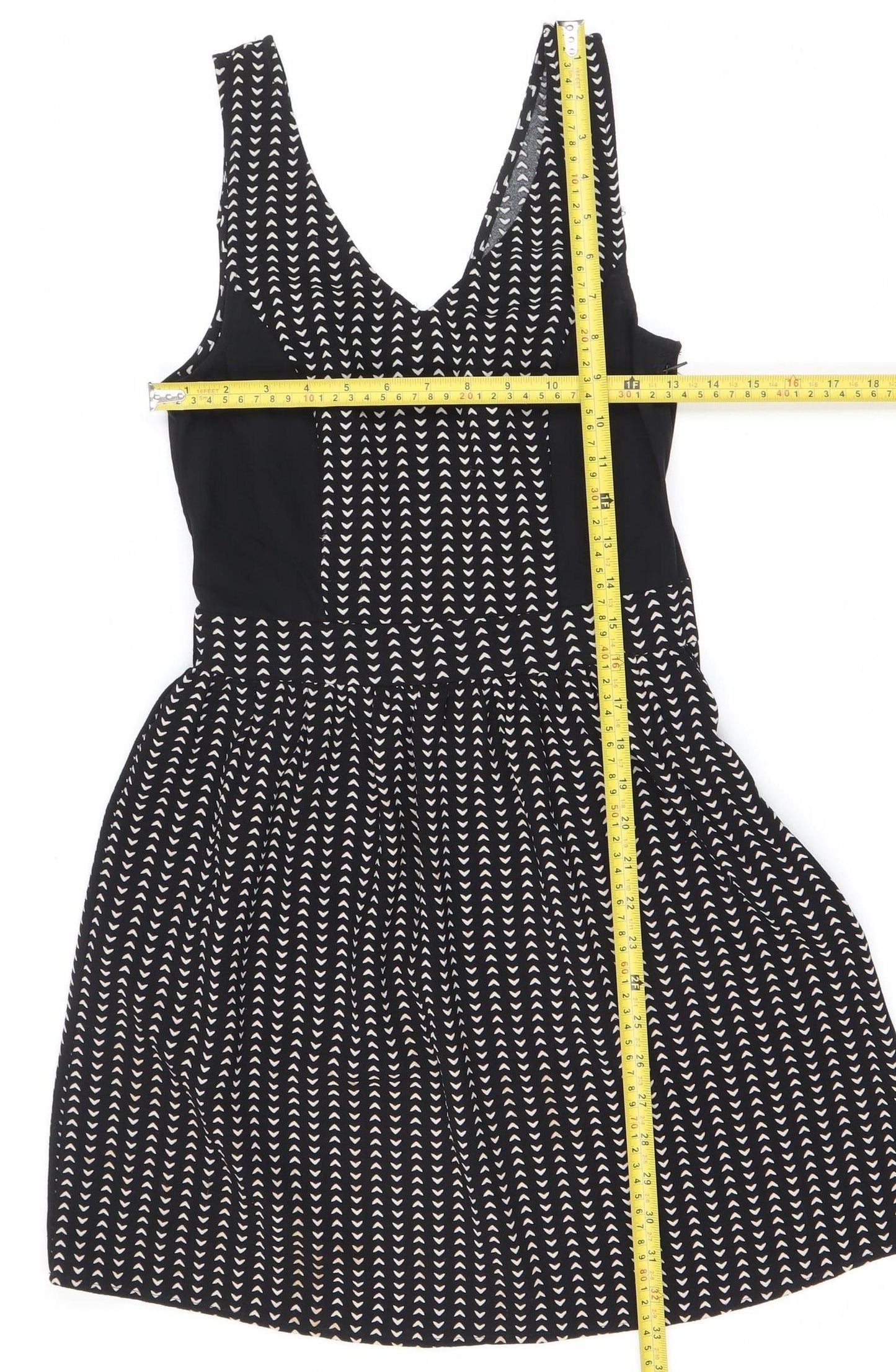 H&M Divided Women’s Black Geometric Fit & Flare Dress UK 6 Sleeveless