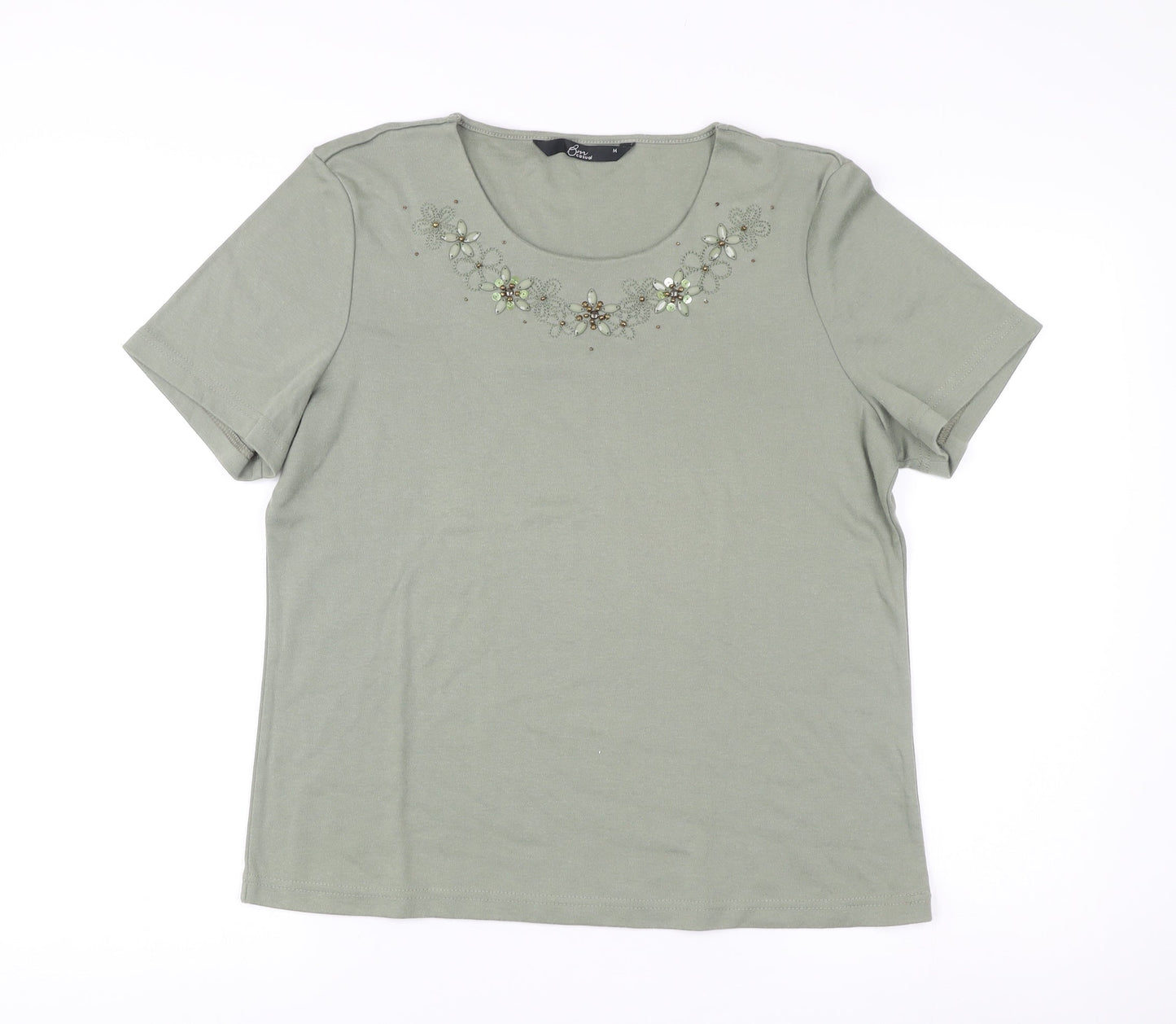 Bm Casual Women’s Green Embroidered Short Sleeve T-Shirt M