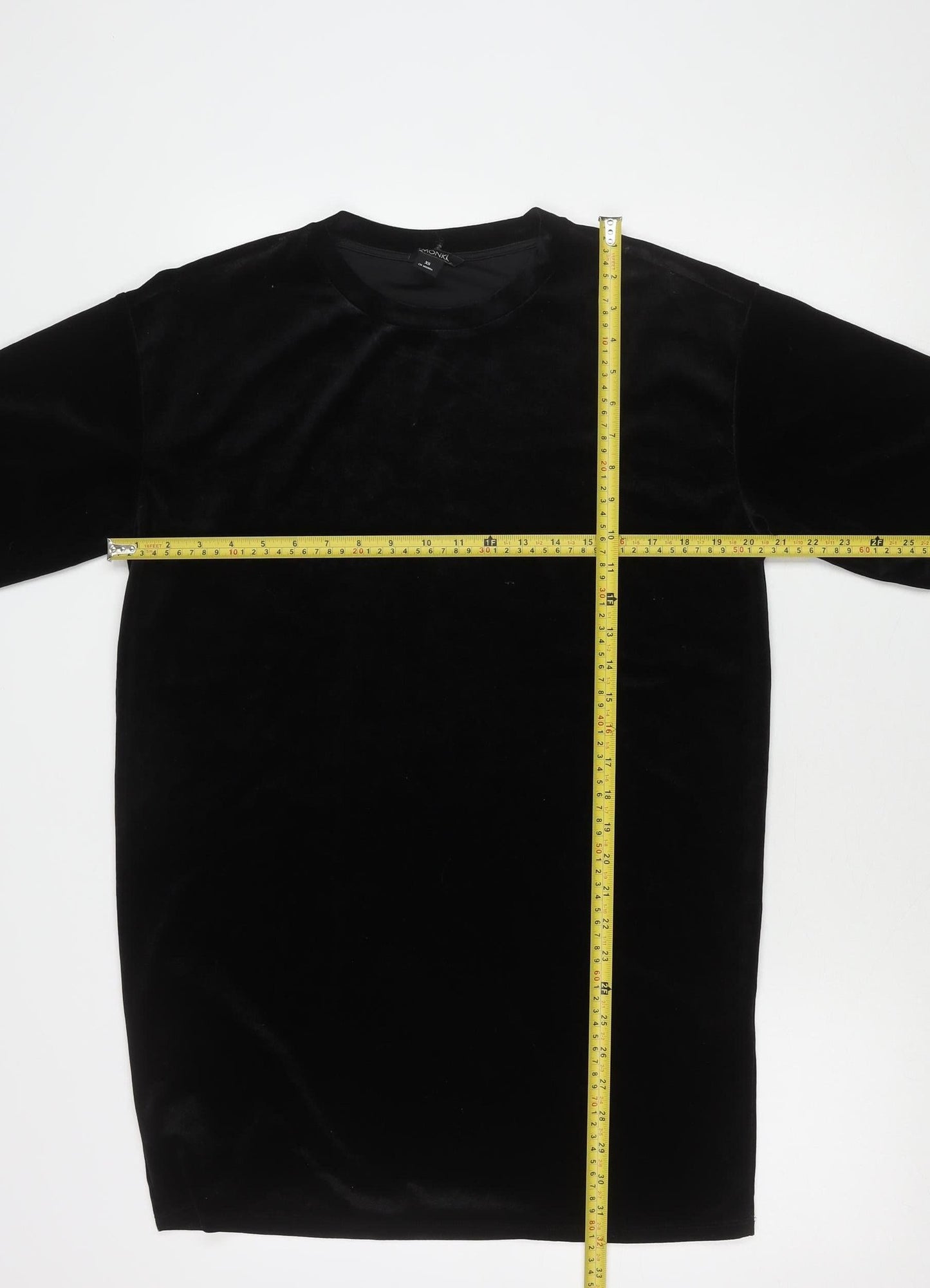 Monki Women’s Black Velvet XS Short Sleeve Crew Neck T-Shirt