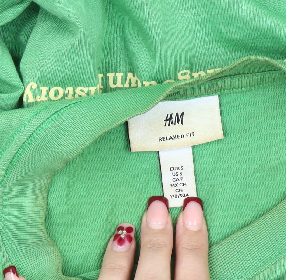 H&M Women Green Relaxed Fit Cotton Graphic T-Shirt Size S