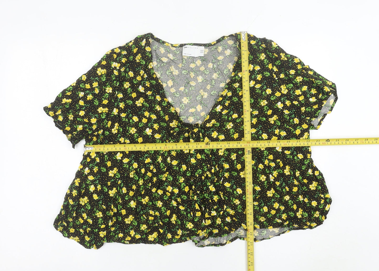 ASOS Women’s Black Floral Viscose Cropped Blouse Size 18