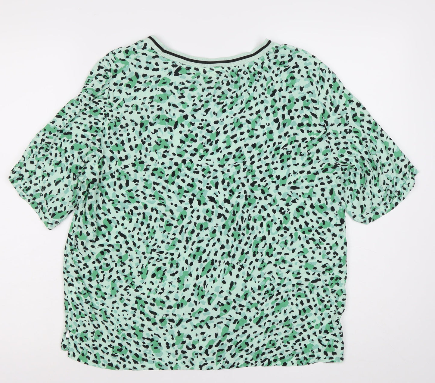 InWear Womens Green Animal Print T-Shirt Size 12 Short Sleeve