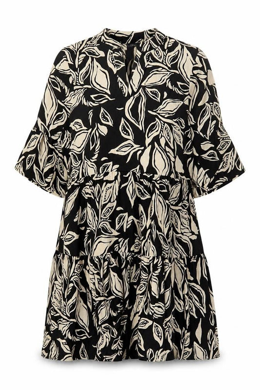 Klass Women’s Black Knee Length Shift Dress Size 10 Floral Bell Sleeve
