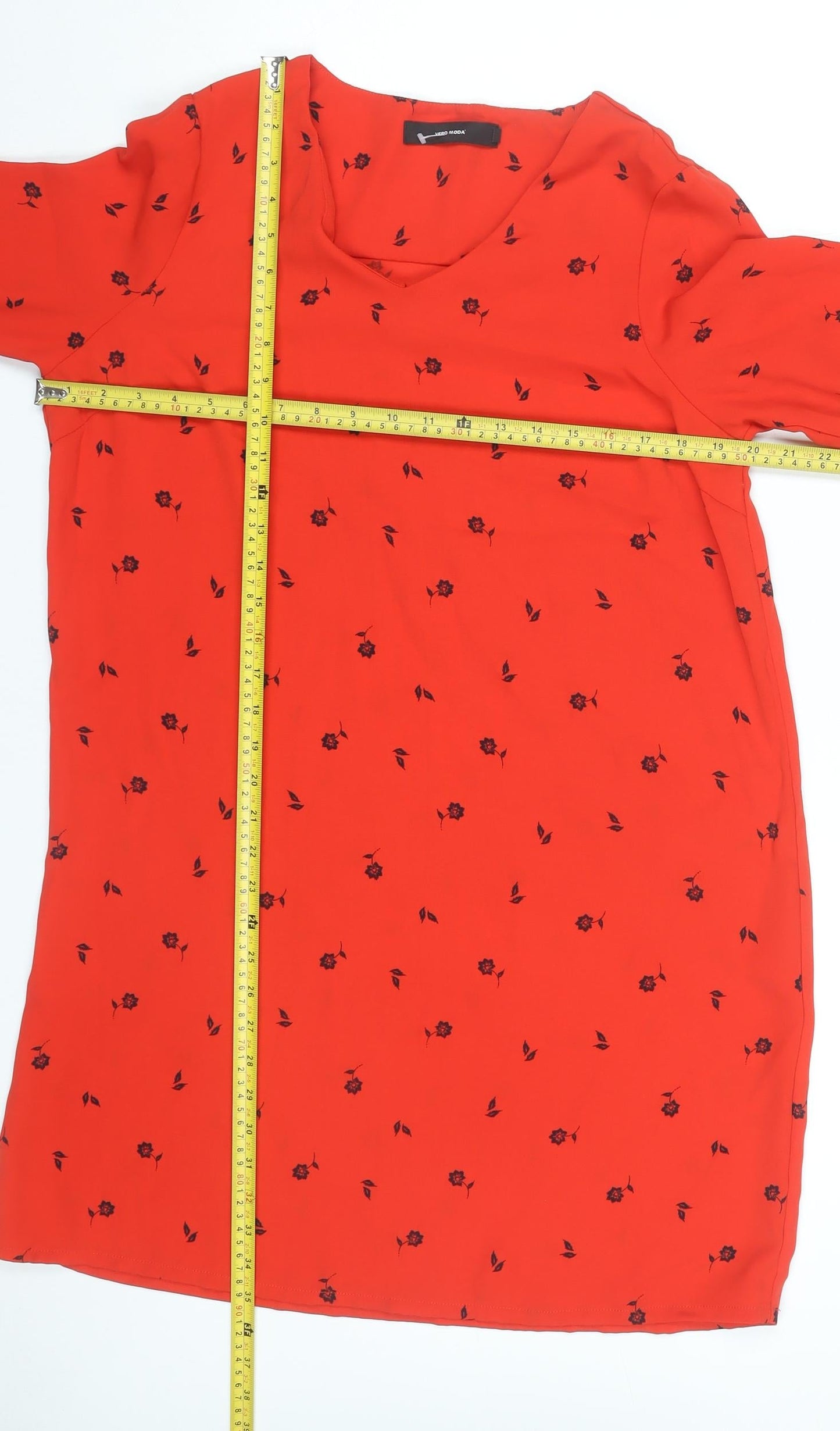 Vero Moda Women’s Red Floral Shift Dress Size M Knee Length Long Sleeve