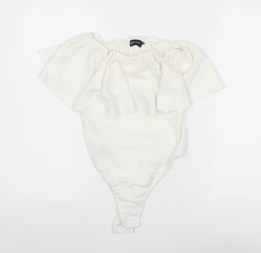 PrettyLittleThing Women White Size 8 Off Shoulder Ruffle Bodysuit Blouse