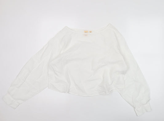 Uniqlo Women’s White Cotton Cropped Blouse L Long Sleeve Boat Neck