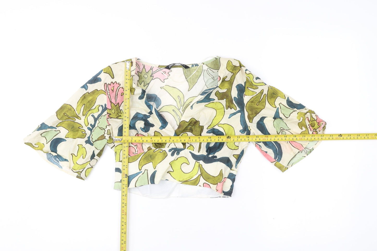 Zara Women’s Multicoloured Floral Cropped Blouse Size 8 V-Neck 3/4 Sleeve
