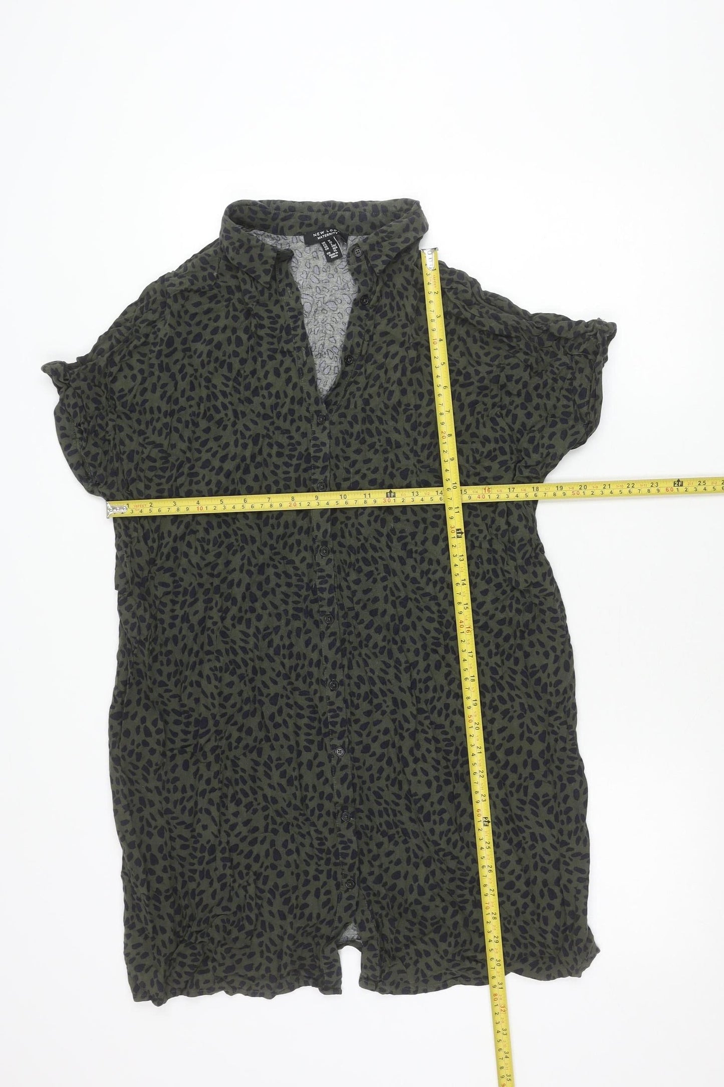 New Look Maternity Women’s Green Animal Print Button-Up Blouse UK 12
