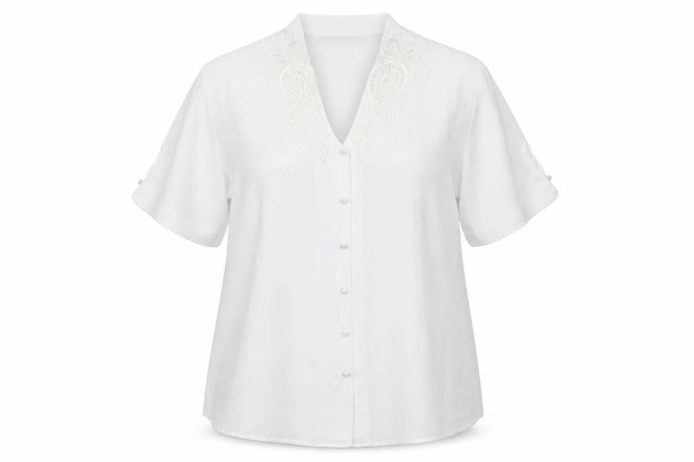 C&A Women White Embroidered Short Sleeve Blouse Size 16