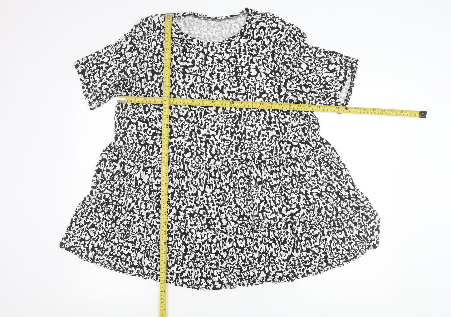 New Look Women’s Plus Size 22 Black Animal Print Tunic Blouse
