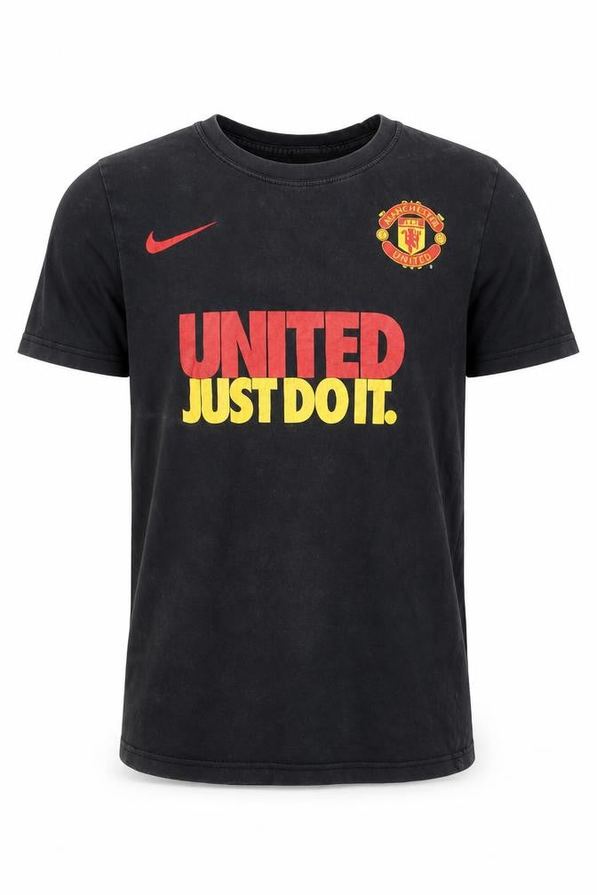 Nike Manchester United Men's Black Small Slim Fit Graphic T-Shirt