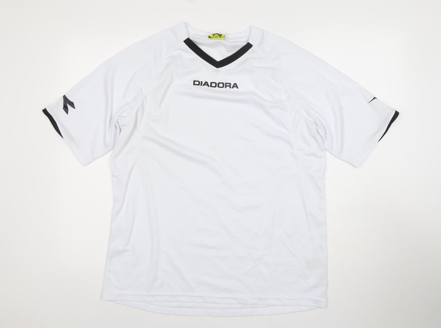Diadora Men’s White V-Neck Sports Jersey T-Shirt Size L