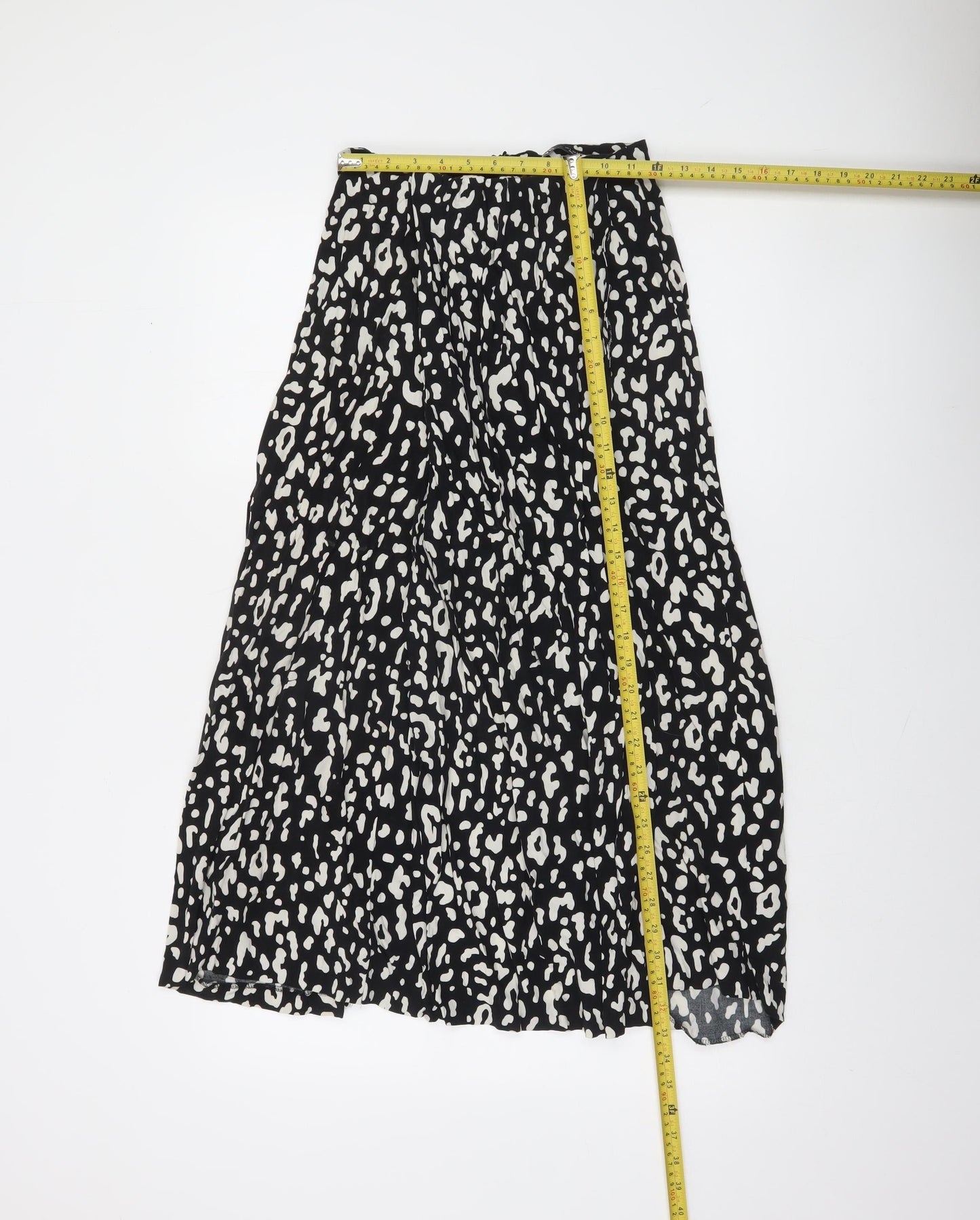 Zara Women’s Black Animal Print Pleated Midi Skirt Size 8