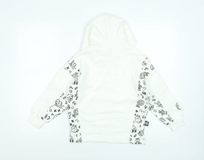 Preloved Marks and Spencer Boys White Graphic Pullover Hoodie 7-8 Years Cotton Blend - Detail