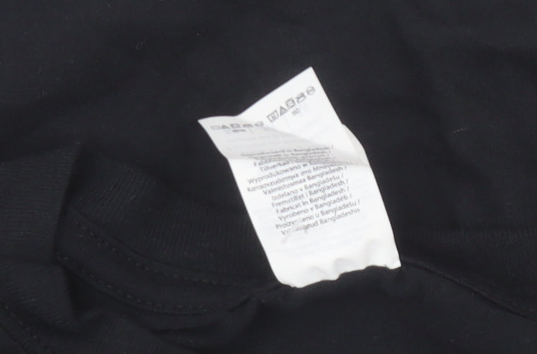 Gildan Men’s Black Funny Graphic T-Shirt M ‘Sawdust Is Man Glitter’