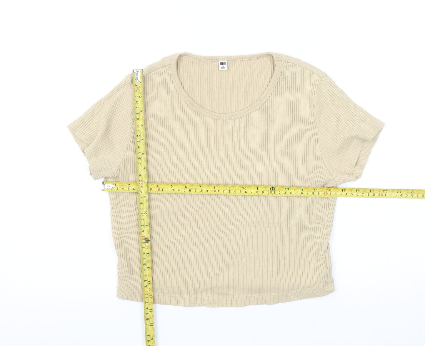 Uniqlo Women Beige Cropped Ribbed T-Shirt Size M