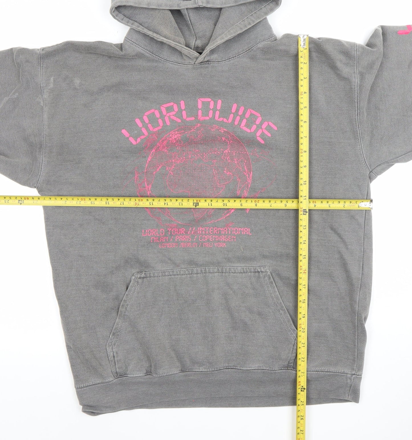 PrettyLittleThing Women's Grey S Pullover Hoodie with Worldwide Print
